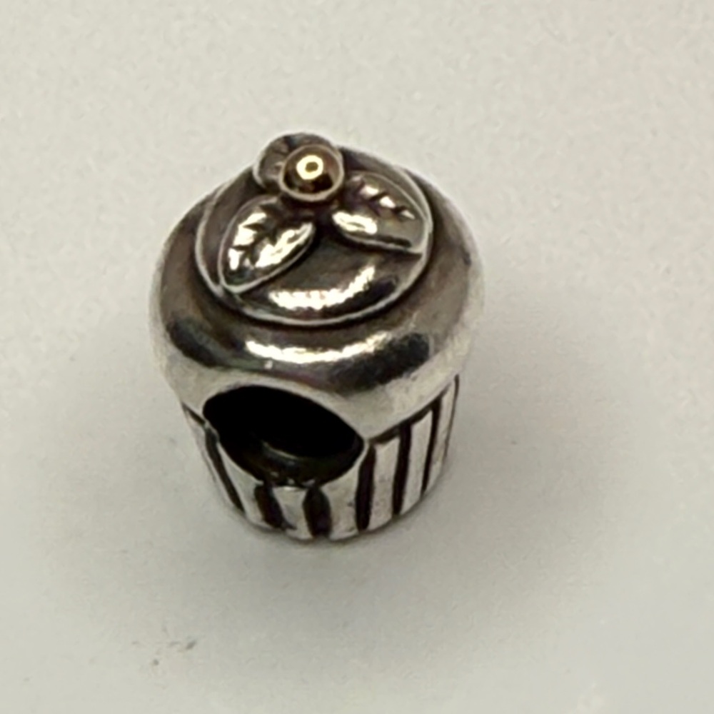 Retired Pandora Two-Tone Cupcake Charm with 14k Gold Cherry – CH-0413